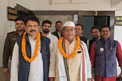 'बिहार कांग्रेस बचाओ' अभियान: समस्तीपुर पहुंचे पूर्व विधायक क्षत्रपति यादव, प्रदेश नेतृत्व पर साधा तीखा निशाना 19