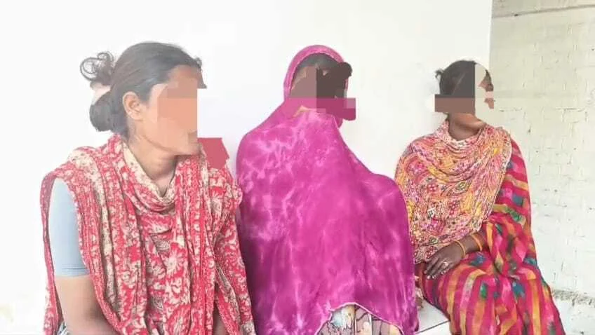 समस्तीपुर स्टेशन पर महिला चोर गिरोह का पर्दाफाश: यात्री का पर्स उड़ाते तीन महिलाएं रंगे हाथ गिरफ्तार 12