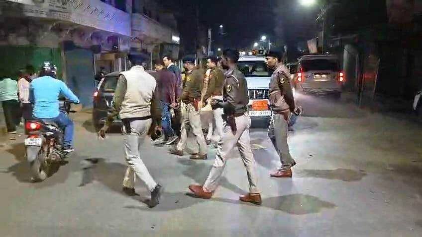 नालंदा: मस्जिद के पास डीजे बजाने पर विवाद, बारातियों पर पथराव और महिलाओं से अभद्र व्यवहार 2