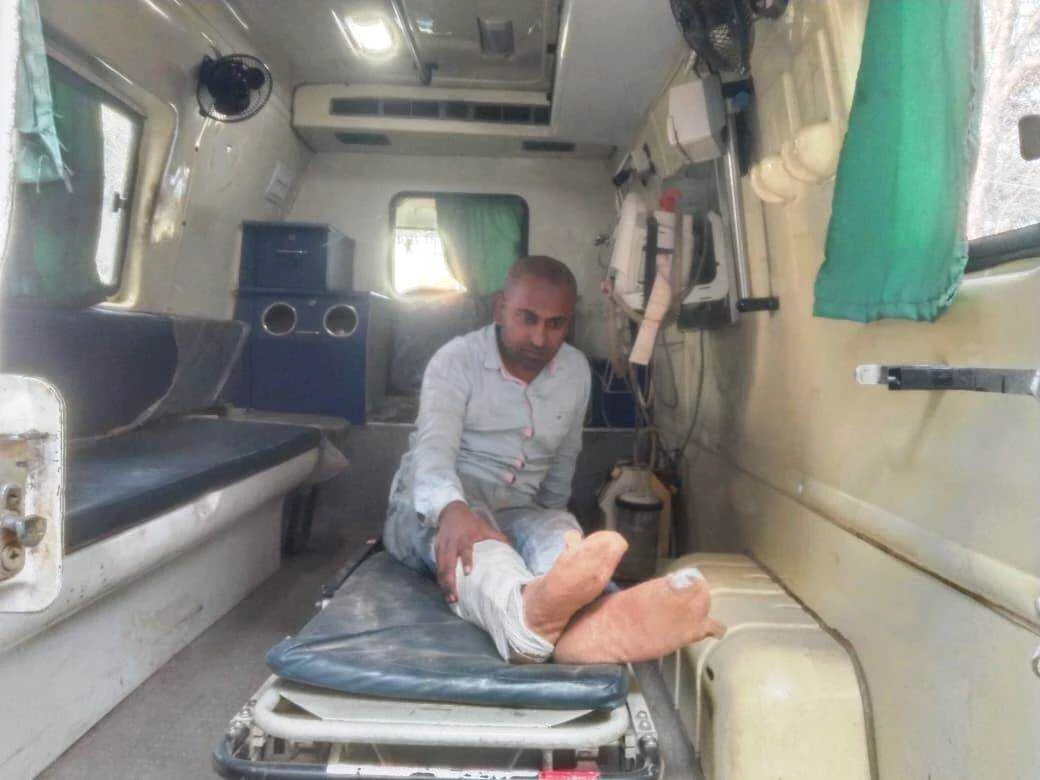 बरौनी में एनएच-28 पर भीषण सड़क हादसा, पिकअप की टक्कर से टोटो सवार बच्चों समेत 6 घायल 2