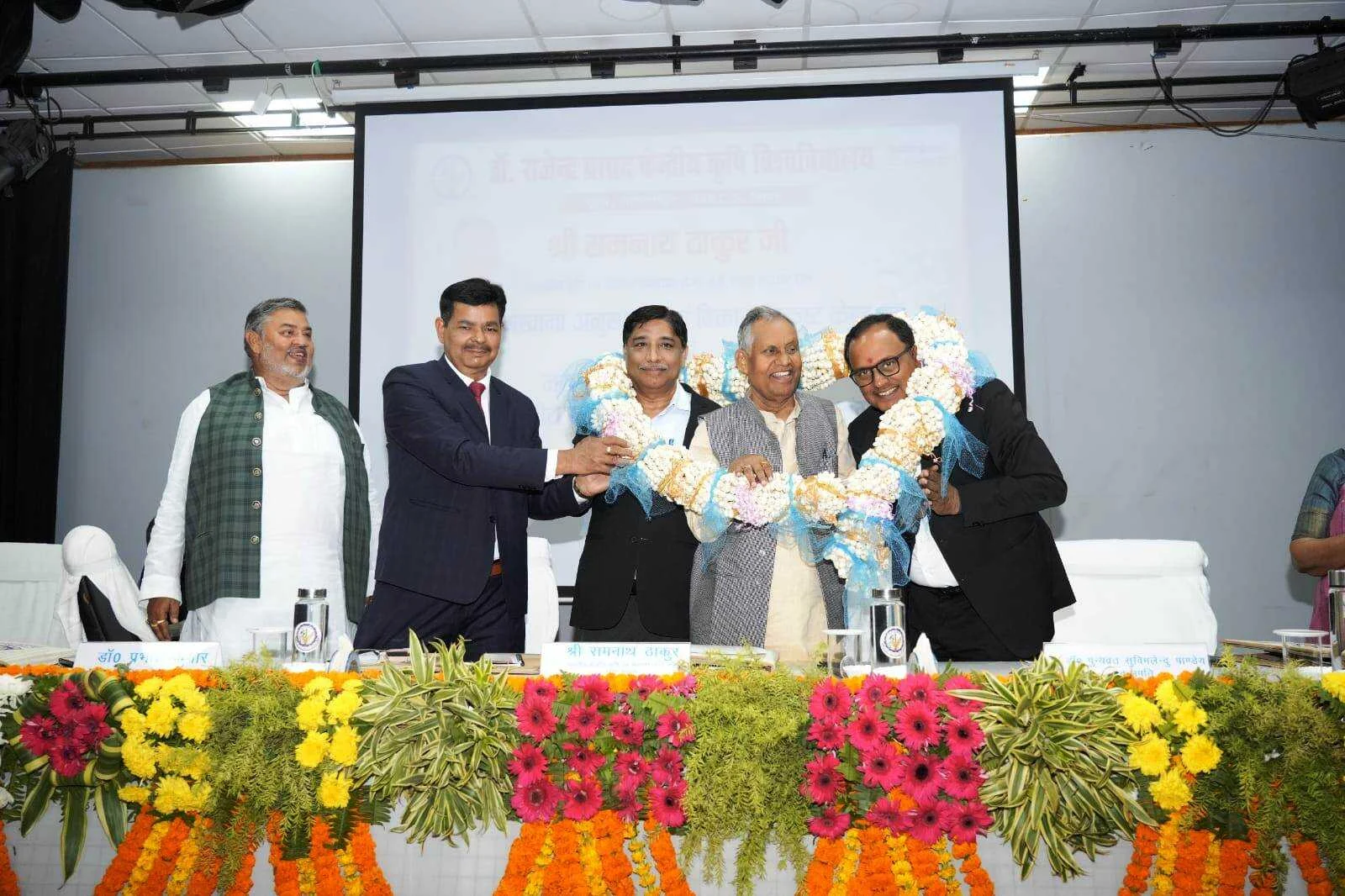 डॉ. राजेंद्र प्रसाद केन्द्रीय कृषि विश्वविद्यालय पूसा में 'मखाना उत्कृष्टता केंद्र' का उद्घाटन; केंद्रीय मंत्री रामनाथ ठाकुर ने सराहा 4