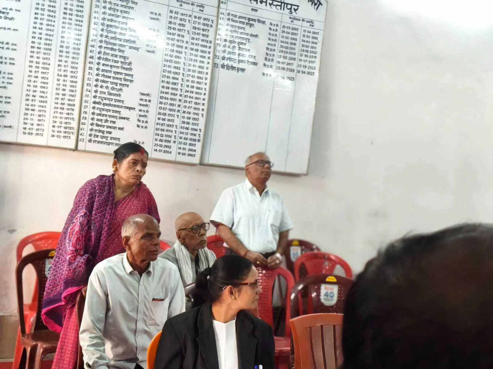 समस्तीपुर: अनुमंडल न्यायालय में बुजुर्गों को मिला सम्मान, माता-पिता के भरण-पोषण मामले की हुई सुनवाई 3