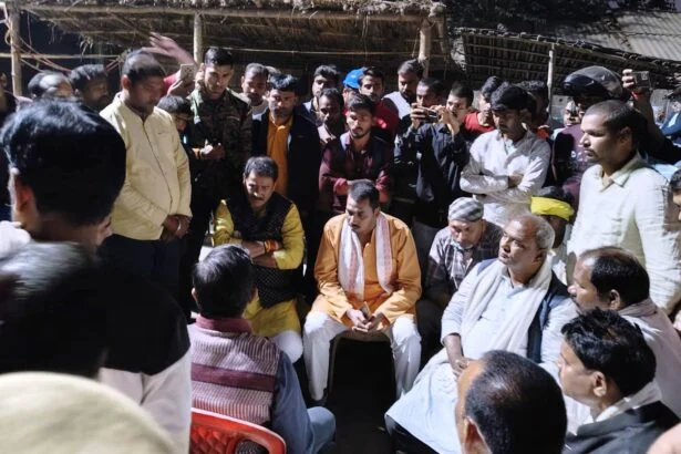 बरौनी एनटीपीसी गेट पर 7 घंटे चला हाई वोल्टेज ड्रामा, 18 लाख के मुआवजे पर बनी सहमति 7