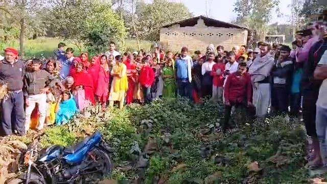बेगूसराय में युवक की हत्या कर गड्ढे में फेंका शव, ऊपर पलट दी बाइक; हादसे का रूप देने की कोशिश 1