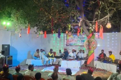 भारतीय जन नाट्य संघ बीहट इप्टा के द्वारा होली मिलन समारोह आयोजित 21