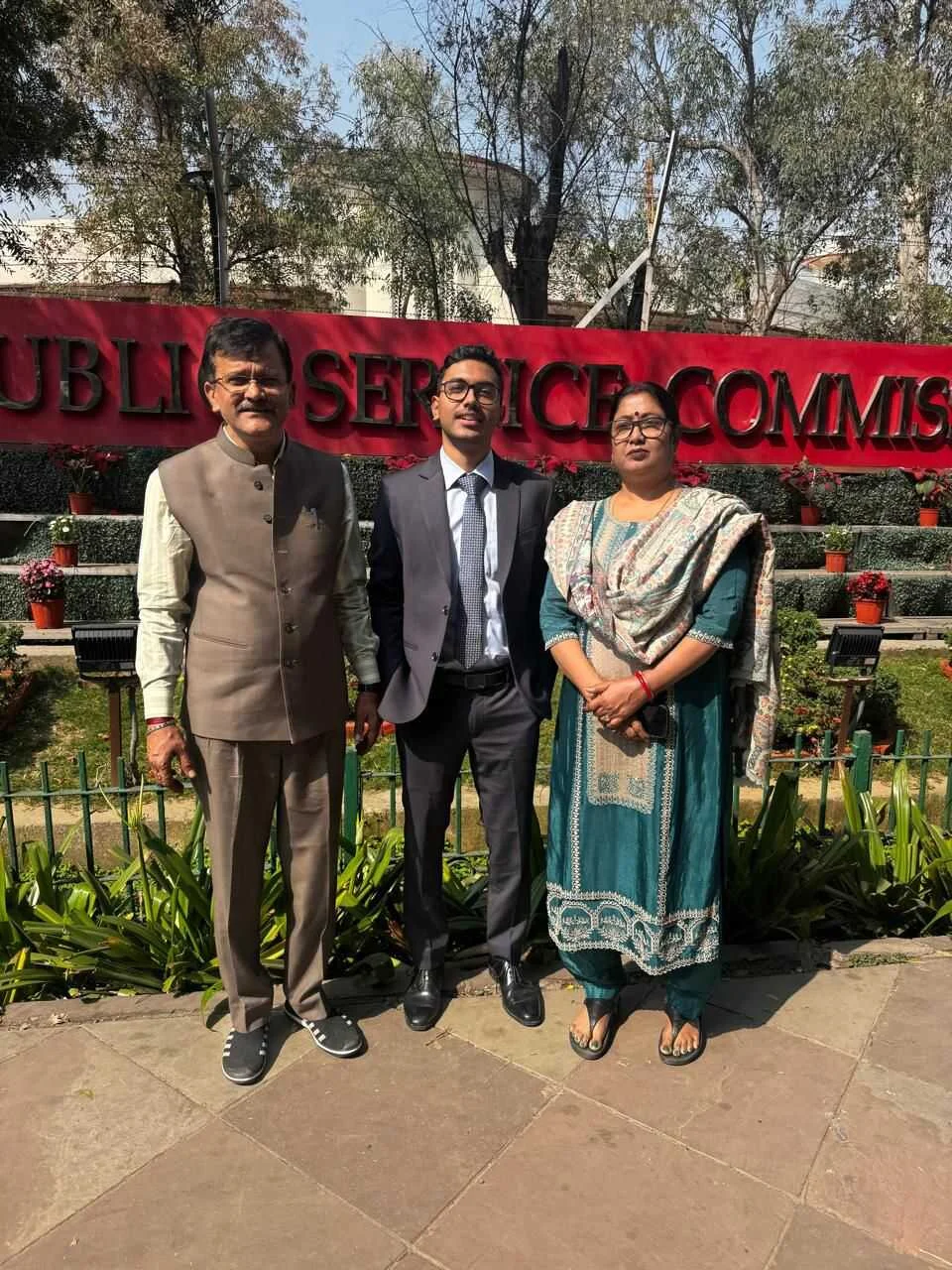 समस्तीपुर के अभिषेक चौहान ने संघ लोक सेवा आयोग की परीक्षा में 102वां रैंक लाकर बना  आईपीएस, करेगा देश की सेवा  3