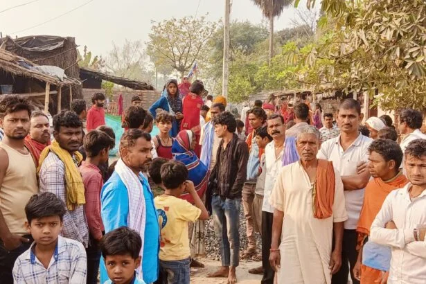 समस्तीपुर: वारिसनगर में बिजली तार गिरने से 45 वर्षीय व्यक्ति की दर्दनाक मौत, परिजनों में मचा कोहराम 1