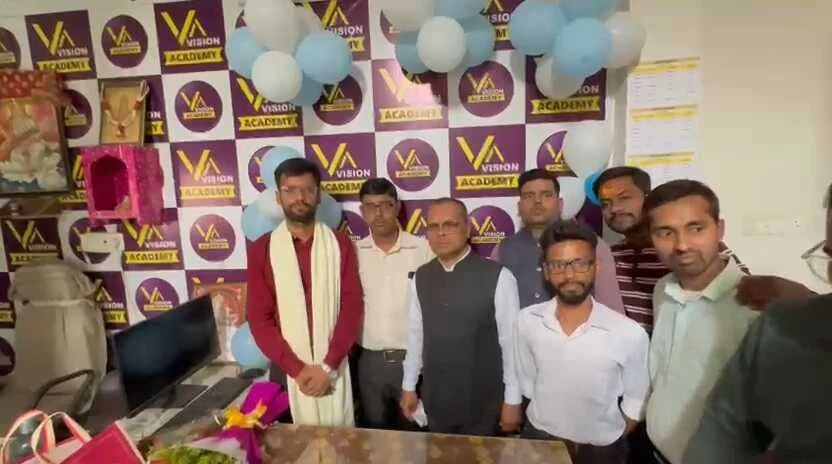 समस्तीपुर: गुदरी के लाल ने किया कमाल फोटो फ्रेम मेकर का पुत्र साहिल कटारिया ने यूपीएससी परीक्षा मे मारी बाजी 3