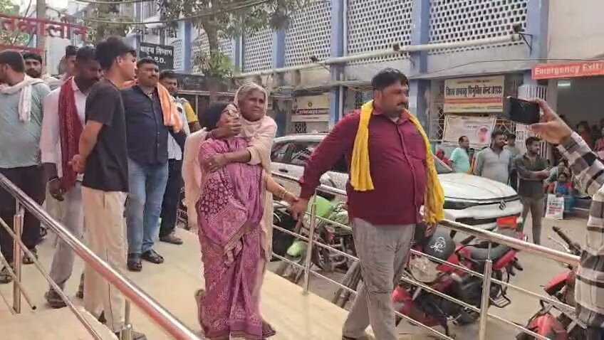 बेगूसराय में दिनदहाड़े नागदाह ढाला के पास प्रॉपर्टी डीलर को घेरा, फिल्मी स्टाइल में ताबड़तोड़ गोलियां बरसाकर मार डाला 2