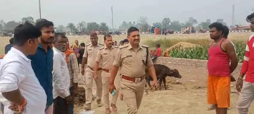 समस्तीपुर: ससुराल में संदिग्ध परिस्थिति में मिला युवक का शव, परिजनों ने पत्नी और ससुराल वालों पर लगाया हत्या का आरोप 3