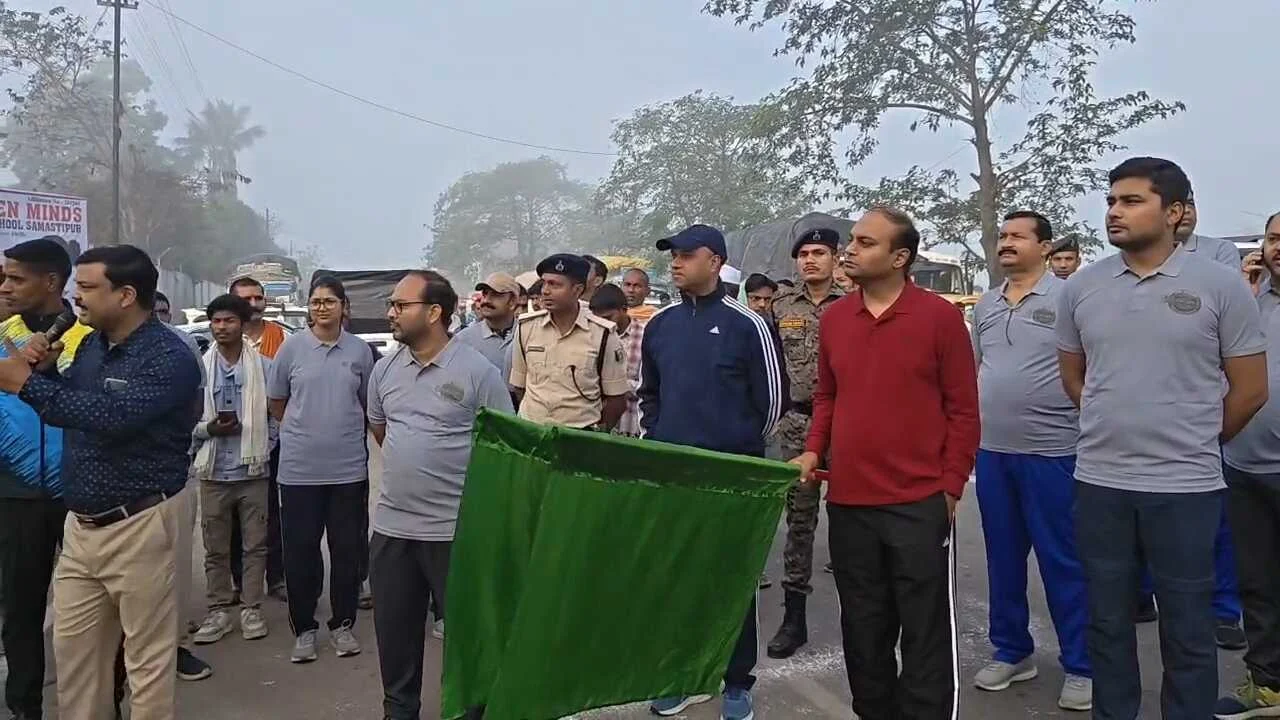 बिहार दिवस पर समस्तीपुर में मिनी मैराथन का आयोजन, जिलाधिकारी ने दिखाई हरी झंडी 5