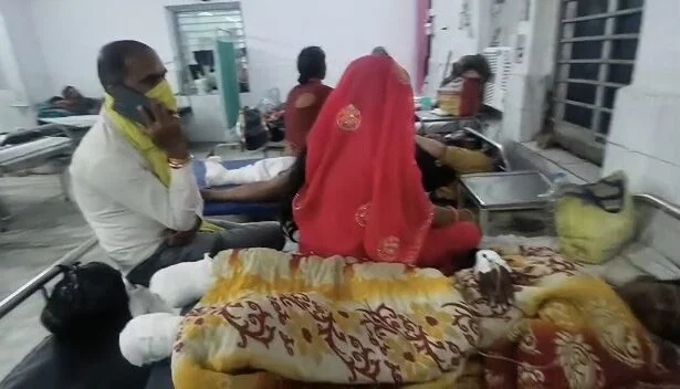 बेगूसराय के बछवाड़ा जंक्शन के पास बड़ा रेल हादसा, चलती ट्रेन से गिरे युवक के दोनों पैर कटे 1