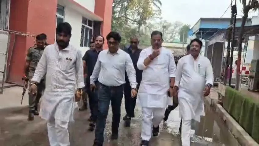 बेगूसराय में रामनवमी पर बांस काटने गया था इकलौता बेटा, 11 हजार के तार की चपेट में आने से युवक की मौत 2