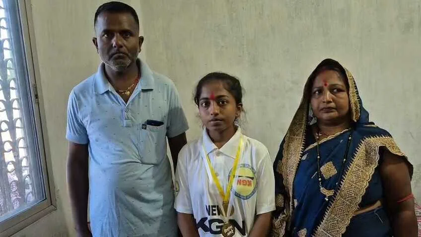 समस्तीपुर की बेटी का कमाल: होटल संचालक की पुत्री ज्योति ने बिहार मैट्रिक परीक्षा में हासिल किया चौथा स्थान 3