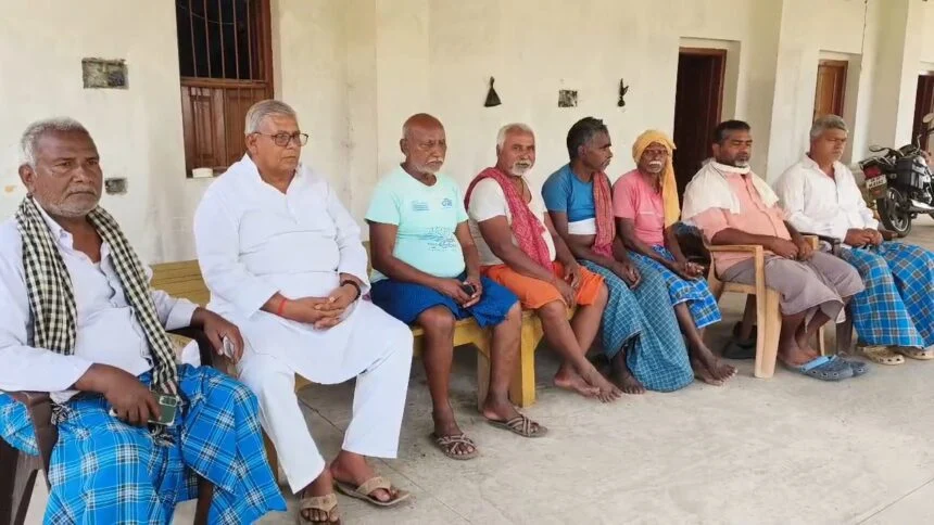 नालंदा: नीतीश के इस्तीफे से नालंदा में सन्नाटा, गांव में पसरी मायूसी, एमएलसी पद छोड़ते ही भावुक हुआ सीएम का गांव, ग्रामीण बोले- अब क्या होगा बिहार का? नीतीश नहीं तो सुशासन नहीं’गांव में गूंजा भावनात्मक स्वर 1