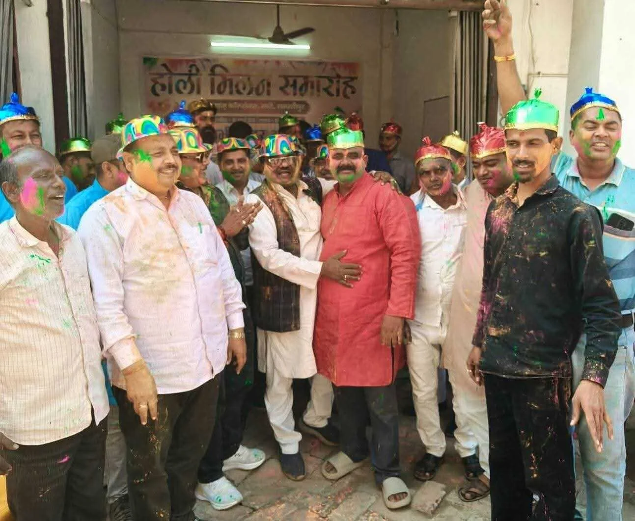 होली मिटाती है अमीर-गरीब का भेद, वारिसनगर में आयोजित होली मिलन समारोह में बोले वक्ता- 'सांस्कृतिक धरोहर है यह पर्व' 2