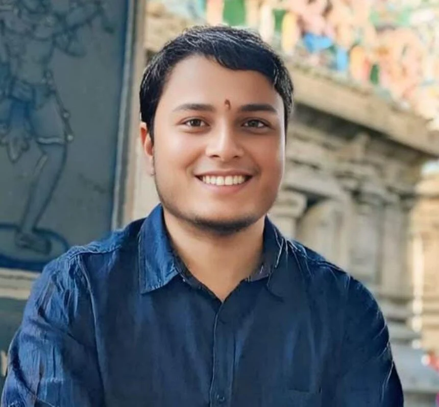 UPSC में आयुष कुमार ने लहराया परचम, देशभर में हासिल किया 143वां रैंक; जिले में खुशी की लहर 1