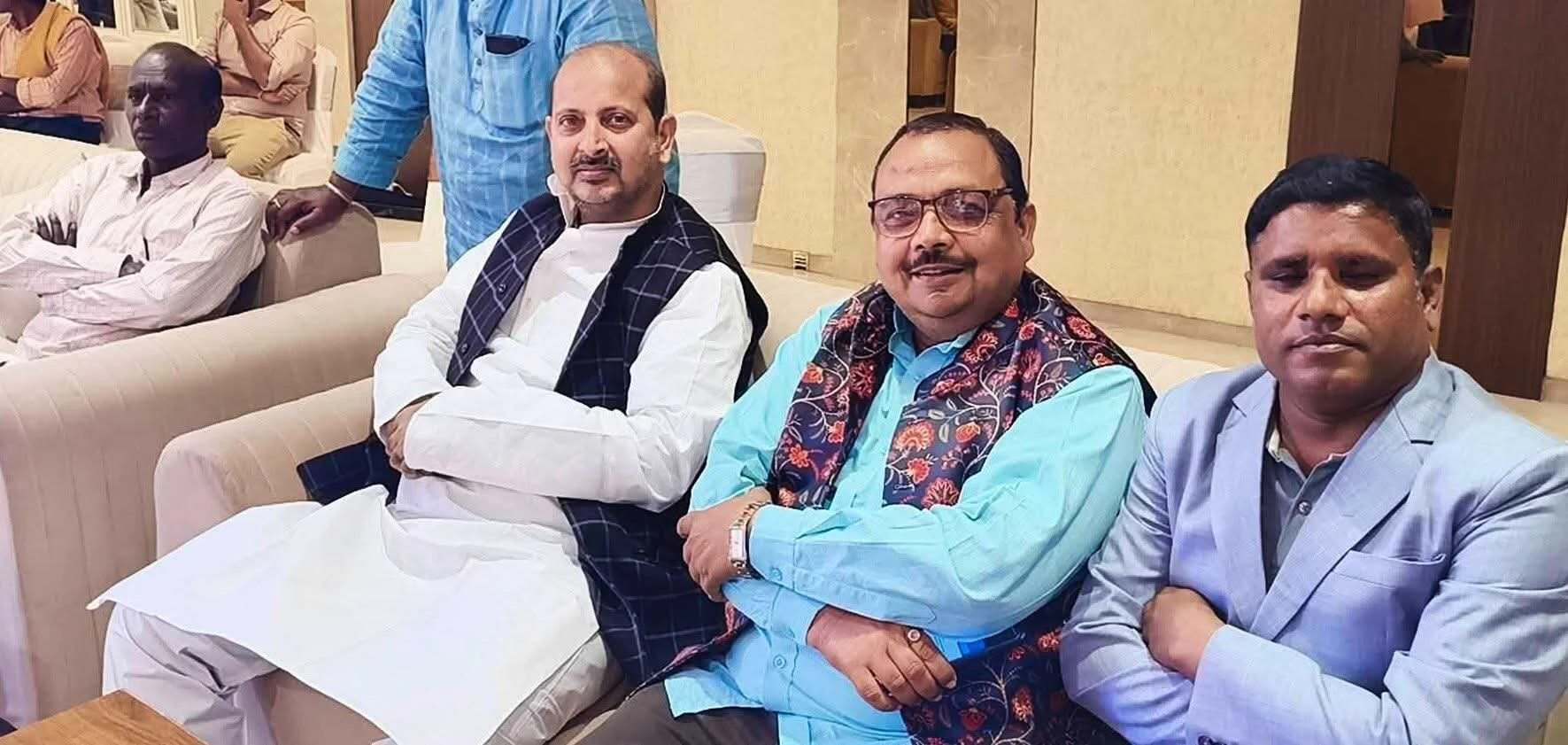 समस्तीपुर: पूर्व विधायक अख्तरुल इस्लाम शाहीन ने उठाई हवाई अड्डा और बंद चीनी मिल शुरू करने की मांग 9