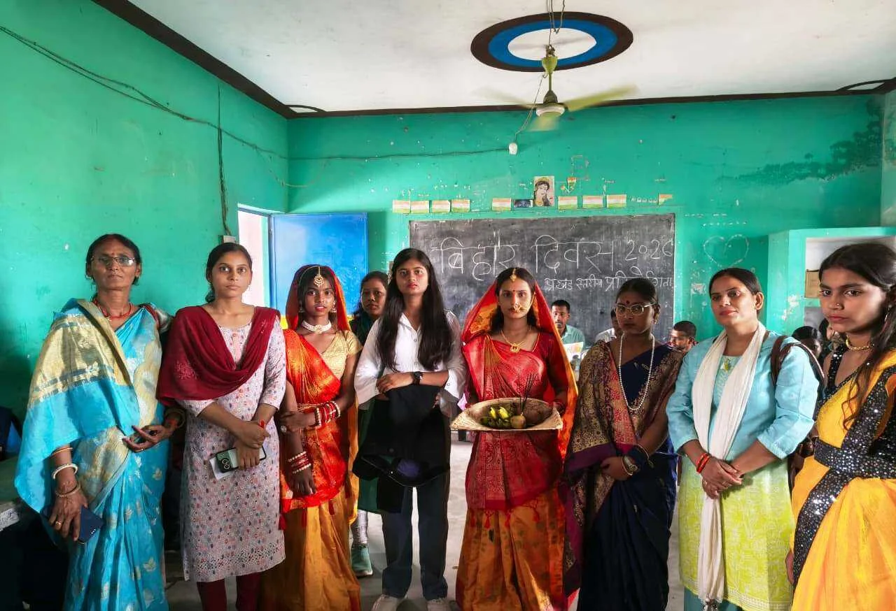 भगवानपुर में बिहार दिवस प्रतियोगिता में मोख्तियारपुर और अतरुआ के छात्र चमके; बीडीओ ने विजेताओं को किया पुरस्कृत, अब जिला स्तर पर दिखाएंगे दम 6