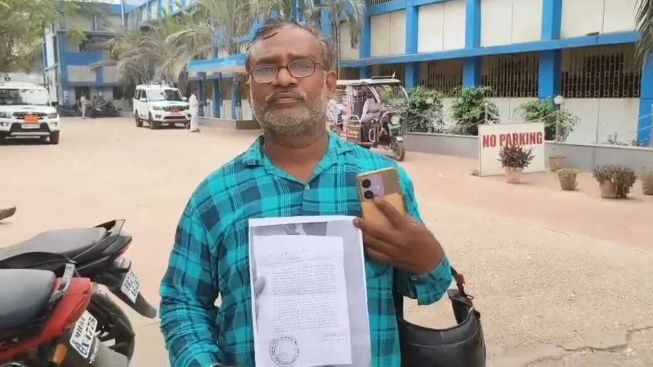 बिहारशरीफ में व्यापारी से मारपीट और लूट का आरोप, एसपी से लगाई न्याय की गुहार, दुकान खाली कराने को लेकर विवाद 5