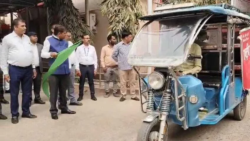 समस्तीपुर: 14 मार्च को लगेगी राष्ट्रीय लोक अदालत, प्रधान जिला जज ने जागरूकता रथ को हरी झंडी दिखाकर किया रवाना 4