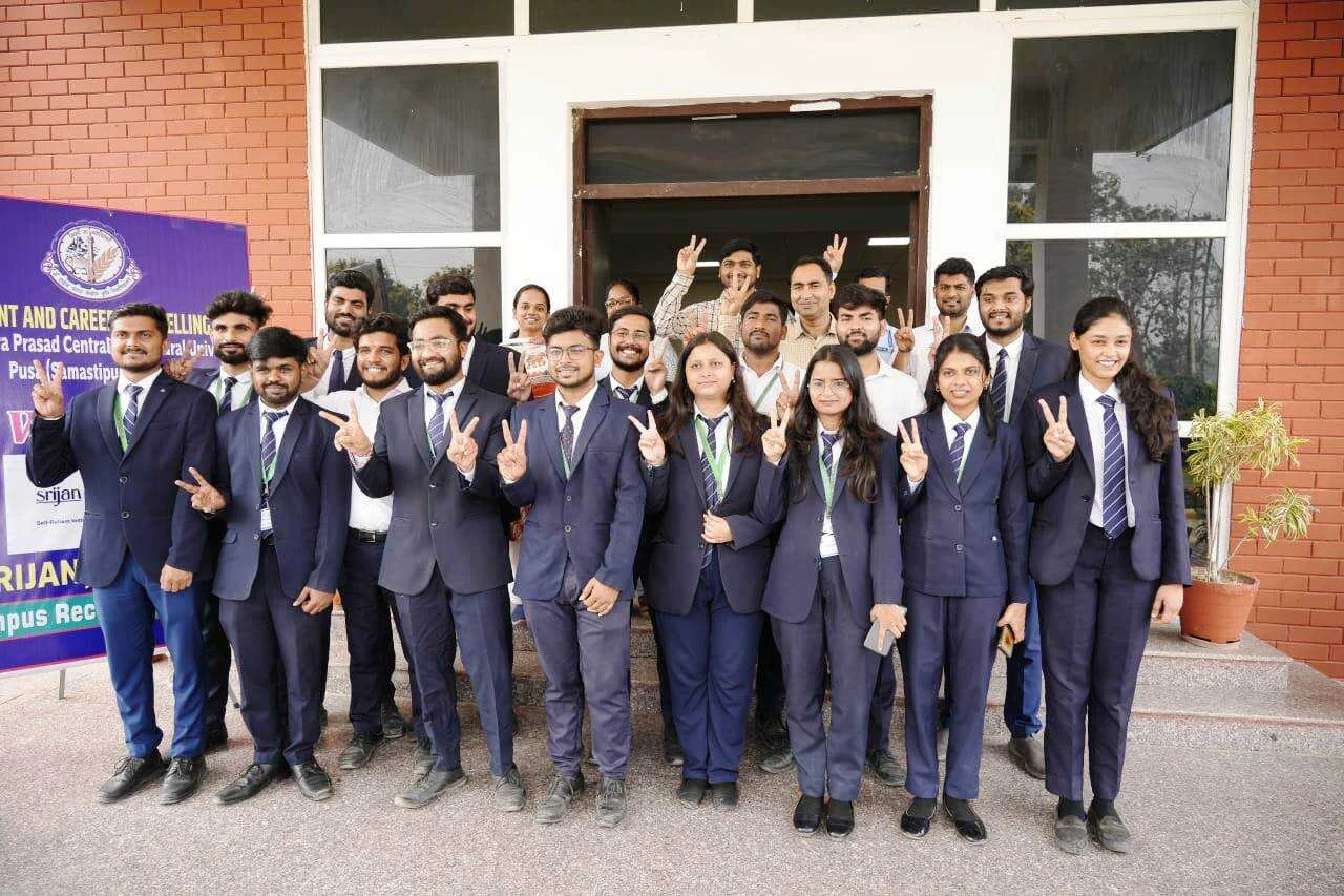 पूसा कृषि विश्वविद्यालय में प्लेसमेंट का नया रिकॉर्ड: सीजन की शुरुआत में ही 16 छात्रों का 'सुधा' में चयन 5