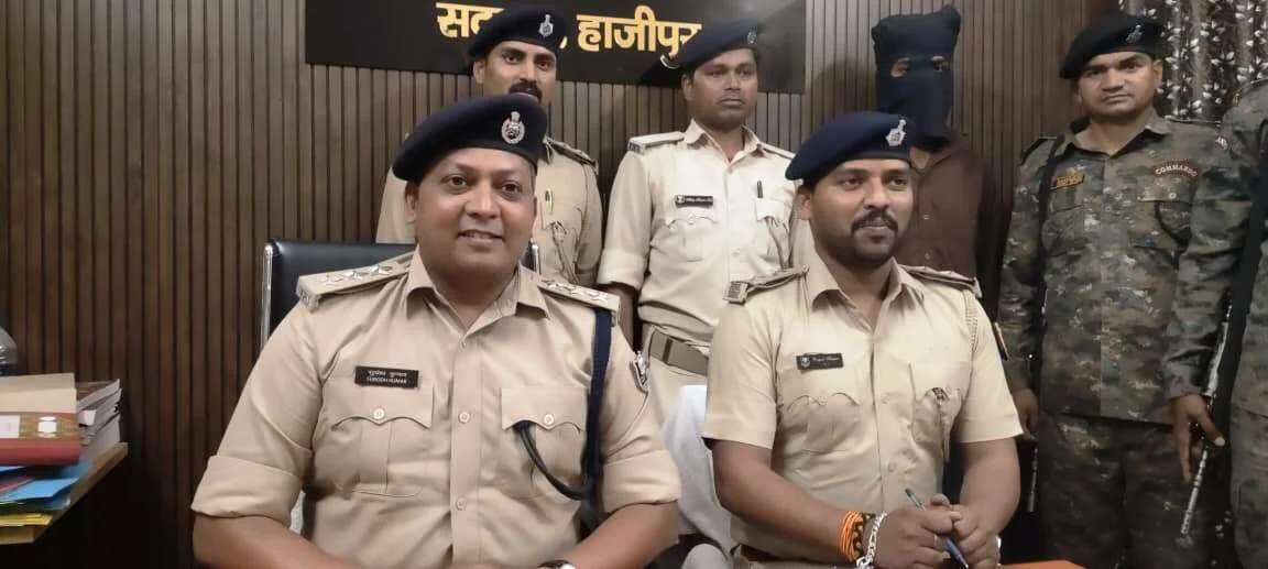 समस्तीपुर के सिनेमा हॉल संचालक की हत्या की साजिश का खुलासा: पुलिस ने शूटर को दबोचा, कार में मिले शव ने खोली पोल 3