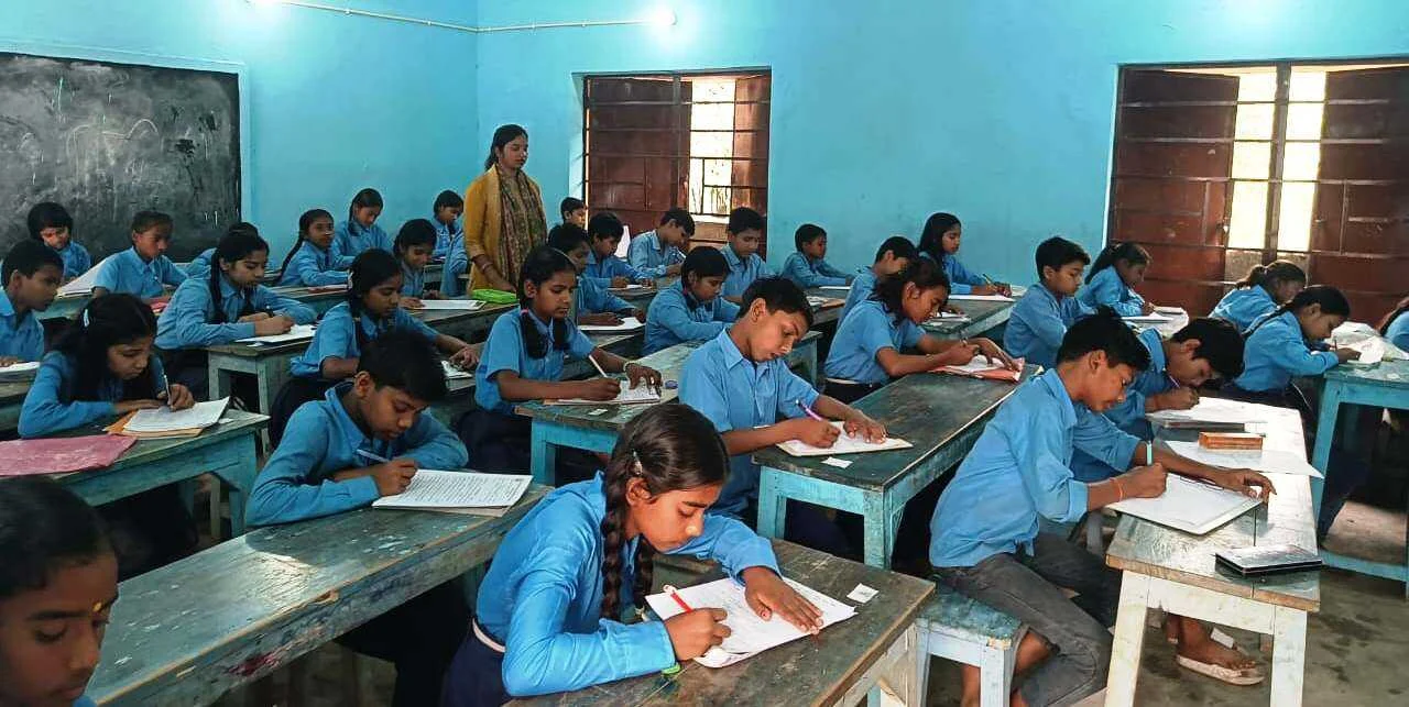 सरकारी स्कूलों में वार्षिक परीक्षा का आगाज, ई-शिक्षाकोष पोर्टल से 45 मिनट पहले मिले प्रश्नपत्र 5