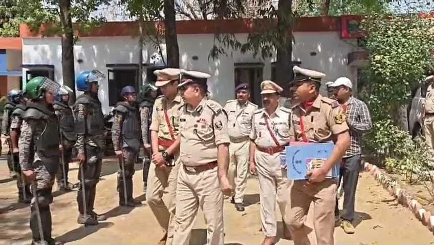 रामनवमी को लेकर नालंदा पुलिस अलर्ट, आईजी जितेंद्र राणा ने कहा रामनवमी जुलूस में डीजे पर रहेगा पूर्ण प्रतिबंध, नियम तोड़ने वालों पर होगी सख्त कार्रवाई 3