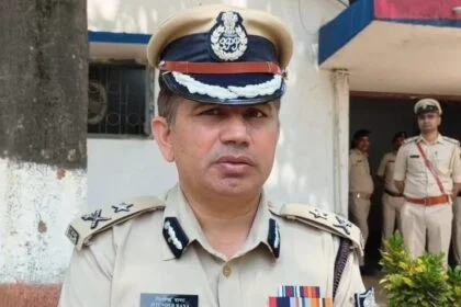 रामनवमी को लेकर नालंदा पुलिस अलर्ट, आईजी जितेंद्र राणा ने कहा रामनवमी जुलूस में डीजे पर रहेगा पूर्ण प्रतिबंध, नियम तोड़ने वालों पर होगी सख्त कार्रवाई 2