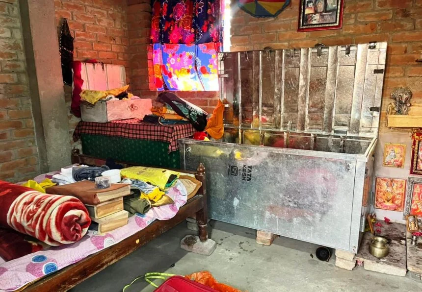 भगवानपुर में चोरों का दुस्साहस: वार्ड सदस्य के घर से लाखों के जेवरात और नकदी पार, इलाके में दहशत 1