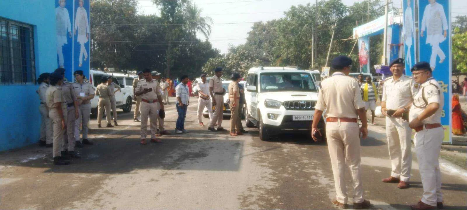 असुरारी में सुरक्षा की चाक चौबंद व्यवस्था में सफ़ल आयोजन हुआ मुख्यमंत्री समृद्धि यात्रा जनसभा कार्यक्रम 3