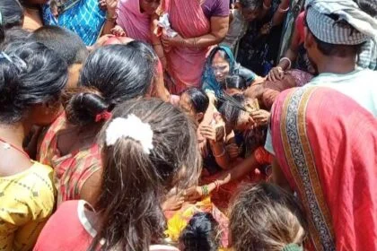 रोजी-रोटी की तलाश ने छीनी जिंदगी, बेंगलुरु में मजदूरी कर लौट रहे वीरपुर के युवक की ट्रेन हादसे में मौत 4