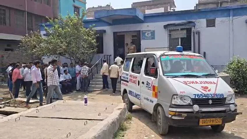 समस्तीपुर: पत्नी को विदा कर ड्यूटी पर निकले प्रधान लिपिक की ट्रेन की चपेट में आने से मौत, पसरा मातम 2