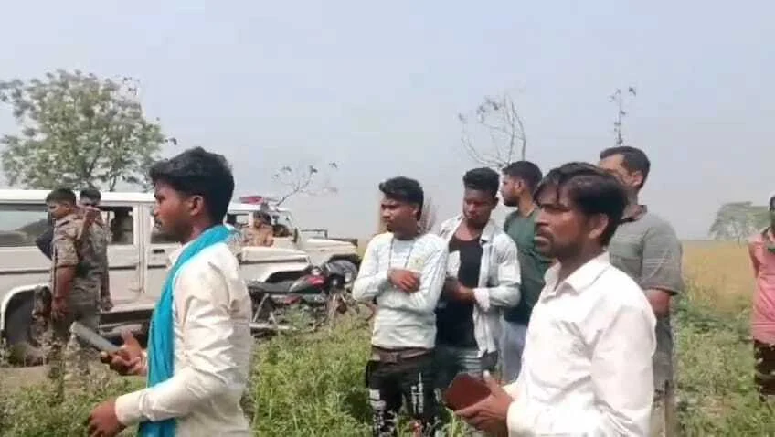 बेगूसराय में एक युवक को निर्मम तरीके से हत्या कर बहियार में फेंका शव, इलाके में फैली सनसनी 2