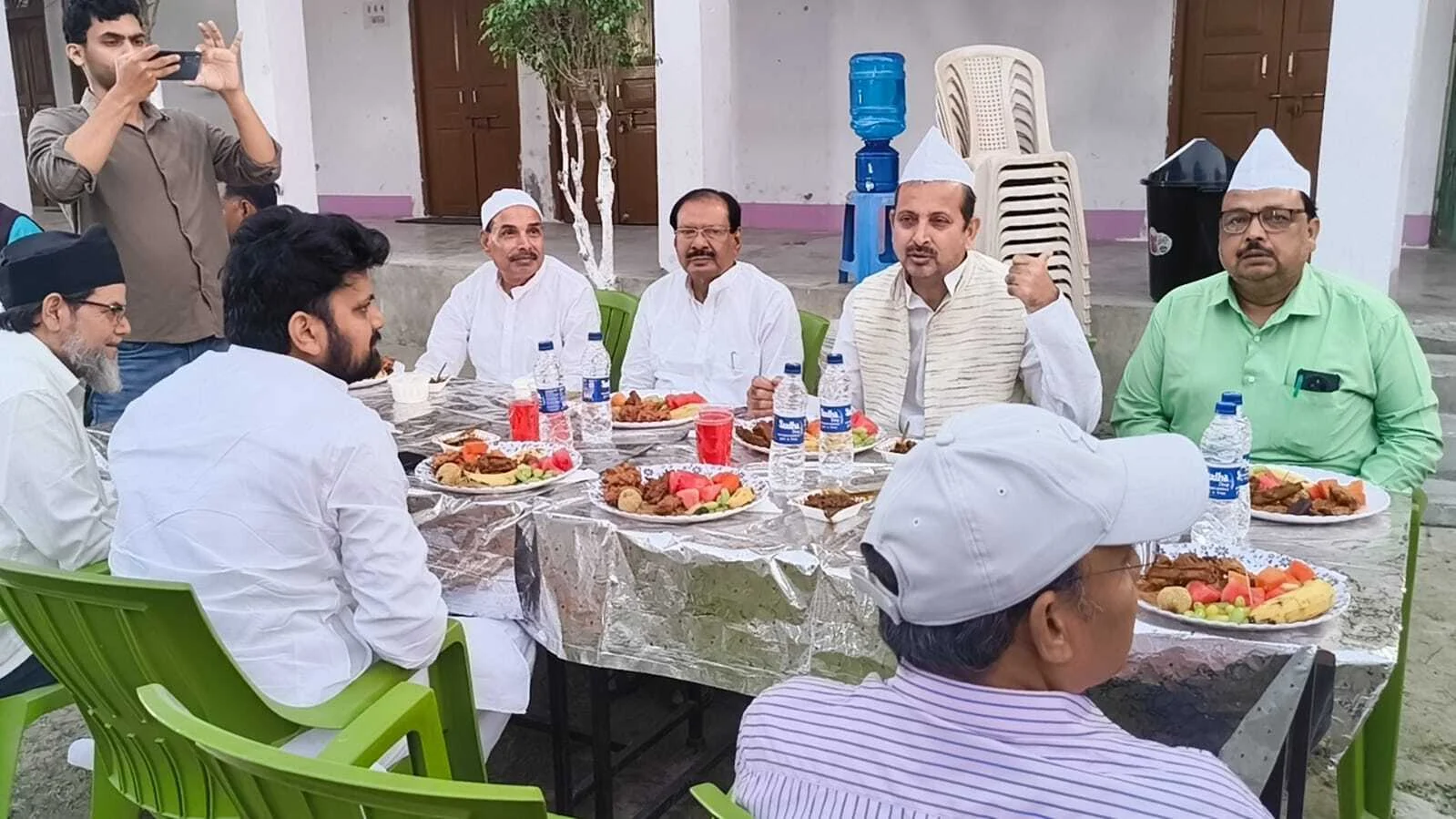 समस्तीपुर: बीबी फातिमा कॉलेज में 'दावते इफ्तार' का आयोजन, अमन-चैन और भाईचारे के लिए उठे हजारों हाथ 2