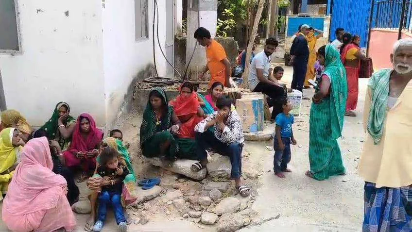 बेगूसराय में करंट की चपेट में आने से सफाईकर्मी की मौत, परिवार में मचा कोहराम 5