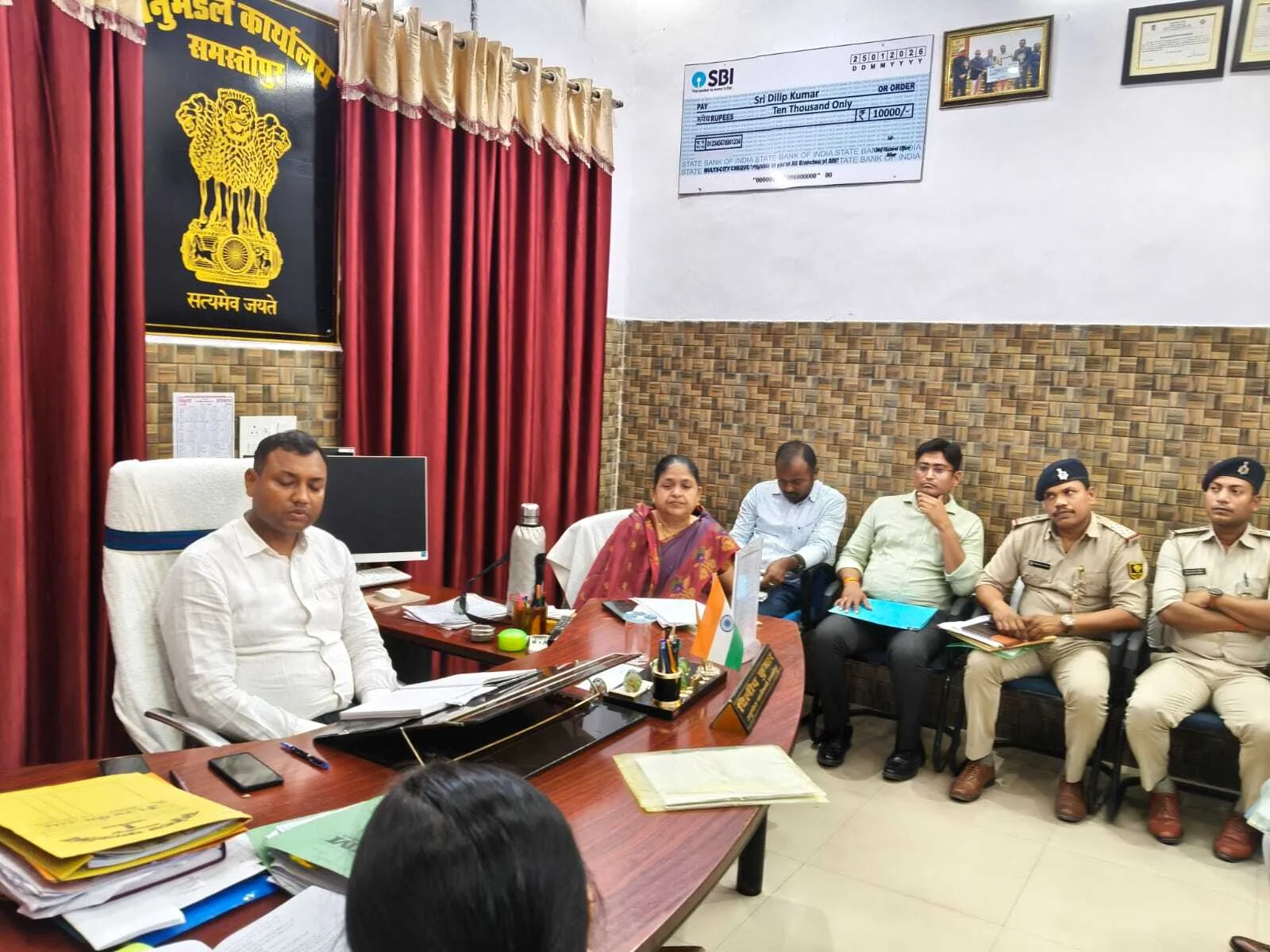 समस्तीपुर: SC-ST एक्ट के तहत अनुमंडल स्तरीय सतर्कता बैठक, एसडीओ ने दिए त्वरित कार्रवाई के निर्देश 10