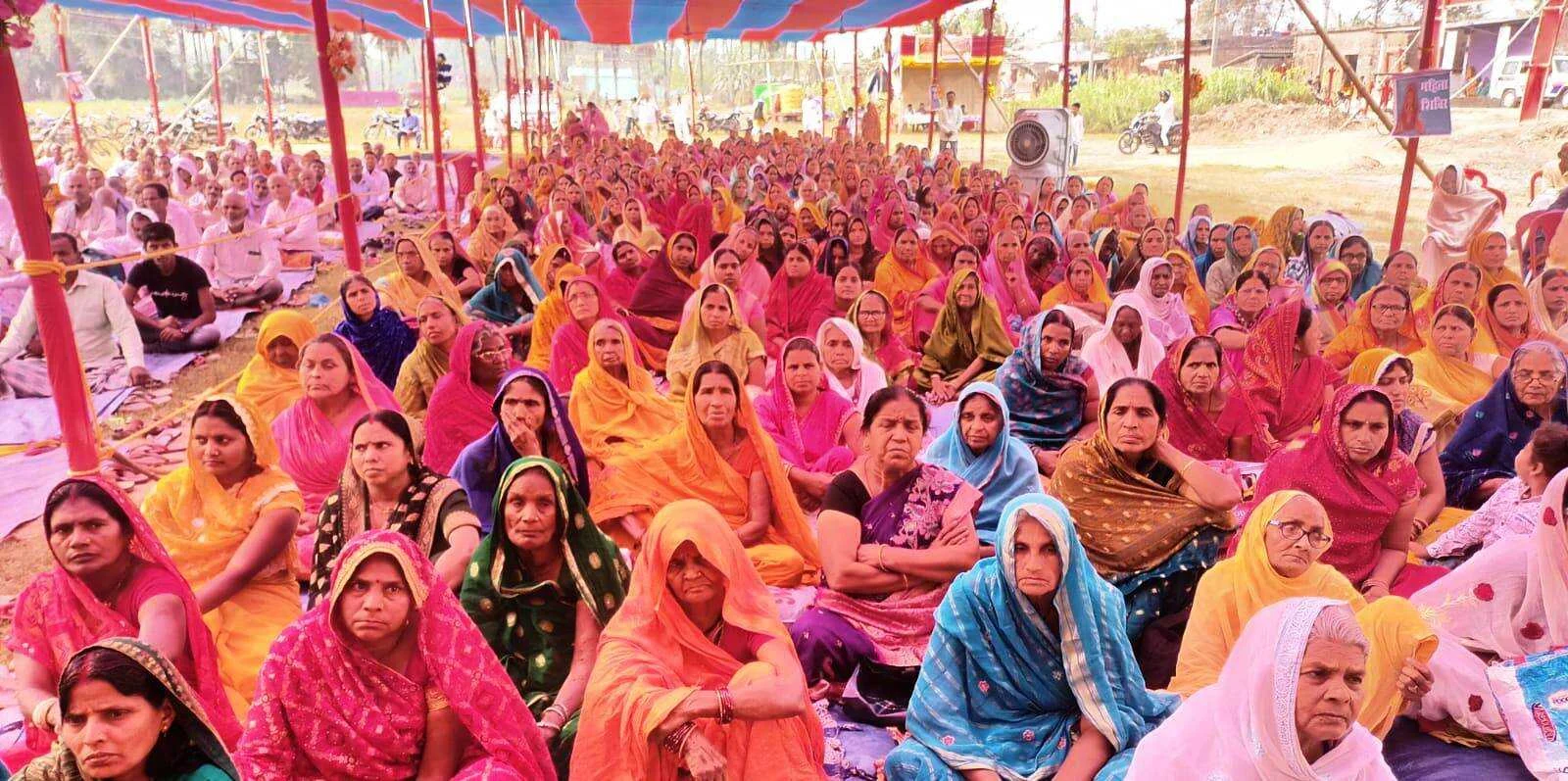 भवानंदपुर में संतमत सत्संग के 40वें अधिवेशन का आगाज, महर्षि योगानंद परमहंस के प्रवचन सुनने उमड़ी भीड़ 7