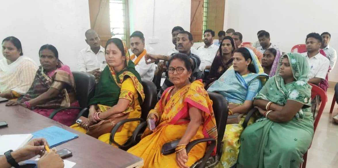 वीरपुर में पंचायत समिति की बैठक में गरमाया मुद्दा, नल-जल और बिजली की अव्यवस्था पर सदस्यों ने उठाए सवाल 2