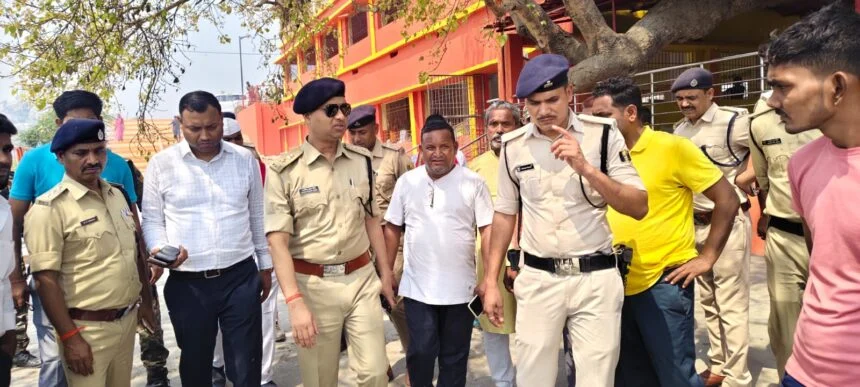 समस्तीपुर: राज्य स्तरीय बाबा केवल स्थान मेला की तैयारी तेज, एसडीओ व एसपी ने किया संयुक्त निरीक्षण 1