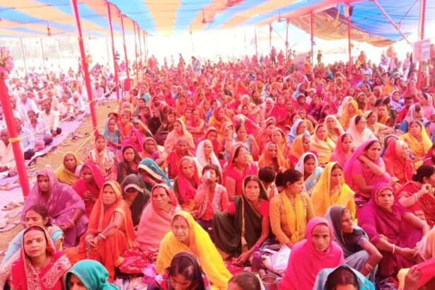 भवानंदपुर में संतमत सत्संग का भव्य समापन: महर्षि योगानंद परमहंस बोले - 'सेवा और त्याग ही ईश्वर की सच्ची भक्ति' 1