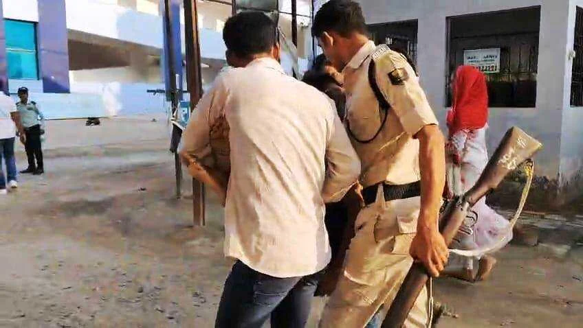 समस्तीपुर: रफ्तार का कहर, पिकअप की टक्कर से बाइक सवार छात्र की दर्दनाक मौत 3