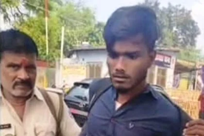 बेगूसराय पुलिस की बड़ी कामयाबी: 26 किलो गांजे के साथ खगड़िया के दो तस्कर गिरफ्तार 19