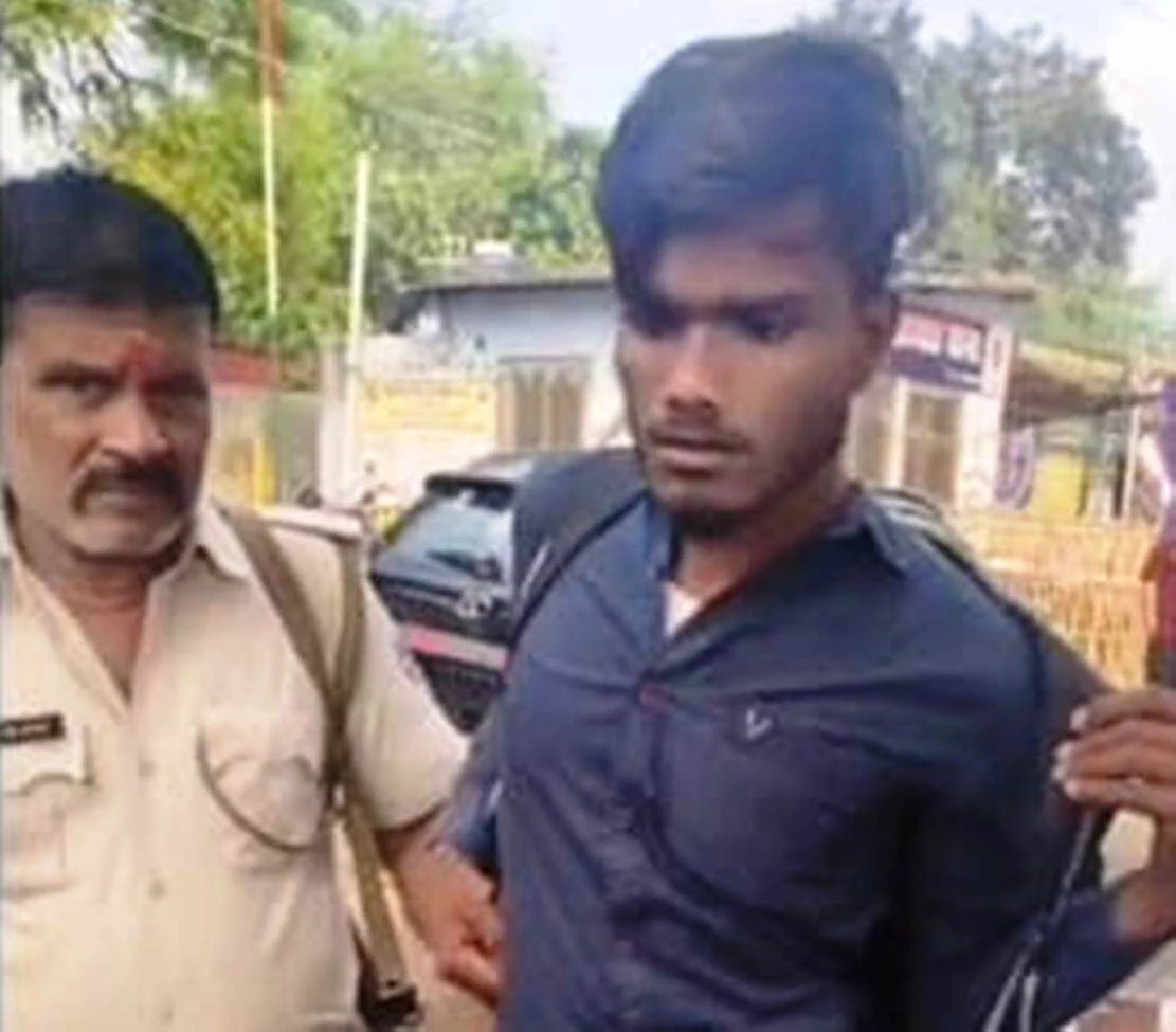 बेगूसराय पुलिस की बड़ी कामयाबी: 26 किलो गांजे के साथ खगड़िया के दो तस्कर गिरफ्तार 13