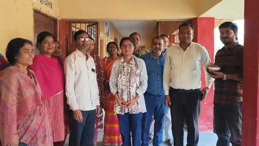 बेगूसराय की बेटी ने रचा इतिहास: अनामिका कुमारी बनीं बिहार टॉपर, साइंस में राज्य में तीसरा स्थान 2