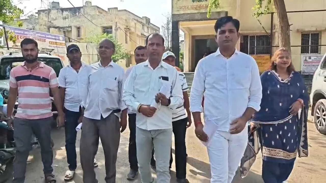 नालंदा: प्रोसिडिंग विवाद में परवलपुर नगर पंचायत में टकराव, दो सदस्यों ने दिया इस्तीफा जबरन हस्ताक्षर और धमकी के आरोप,सामूहिक इस्तीफे की चेतावनी 14