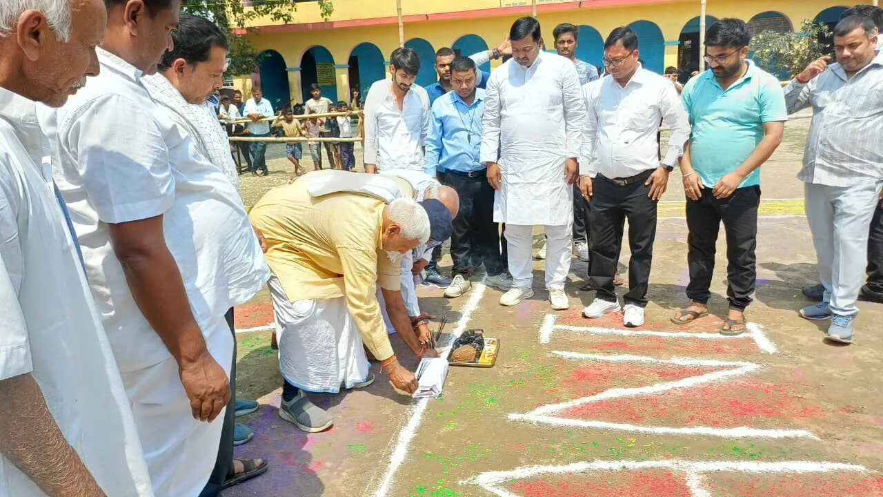 बछवाड़ा में दो दिवसीय कबड्डी प्रतियोगिता का भव्य आगाज, विभिन्न जिले के 16 टीमों ने दिखाया दमखम 4