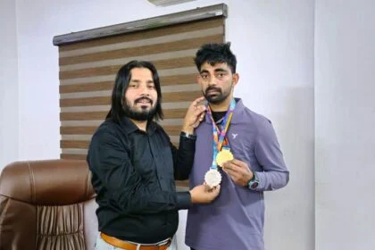 बिहार का मान: मेराज आलम ने नेशनल एथलेटिक्स में जीता गोल्ड और सिल्वर, अब इंटरनेशनल चैंपियनशिप में दिखाएंगे दम 10