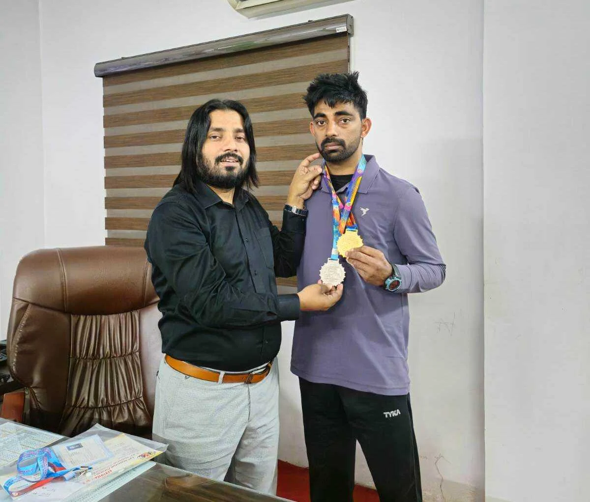 बिहार का मान: मेराज आलम ने नेशनल एथलेटिक्स में जीता गोल्ड और सिल्वर, अब इंटरनेशनल चैंपियनशिप में दिखाएंगे दम 2